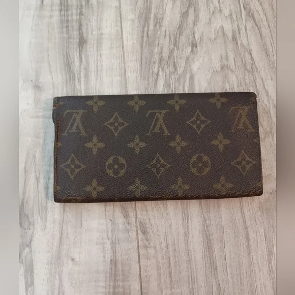 Authentic Louis Vuitton Long Wallet Monogram Vintage - Picture 5 of 13